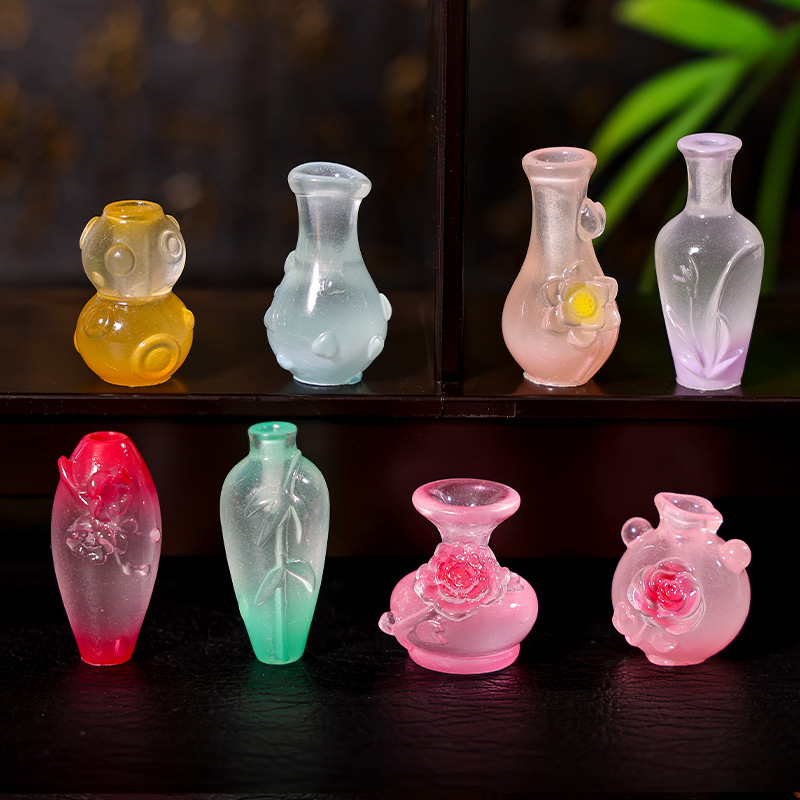 Creative Resin Vase Mini Ornam - огляд і ціна Car Accessories Oman